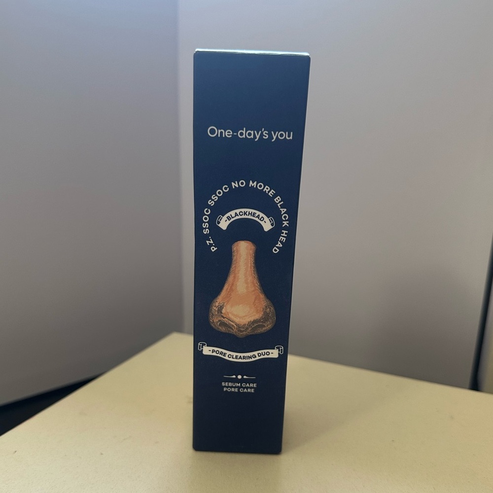 NEW!!!One-day's you Pore Cleansing Duo - Navy & Gold Box